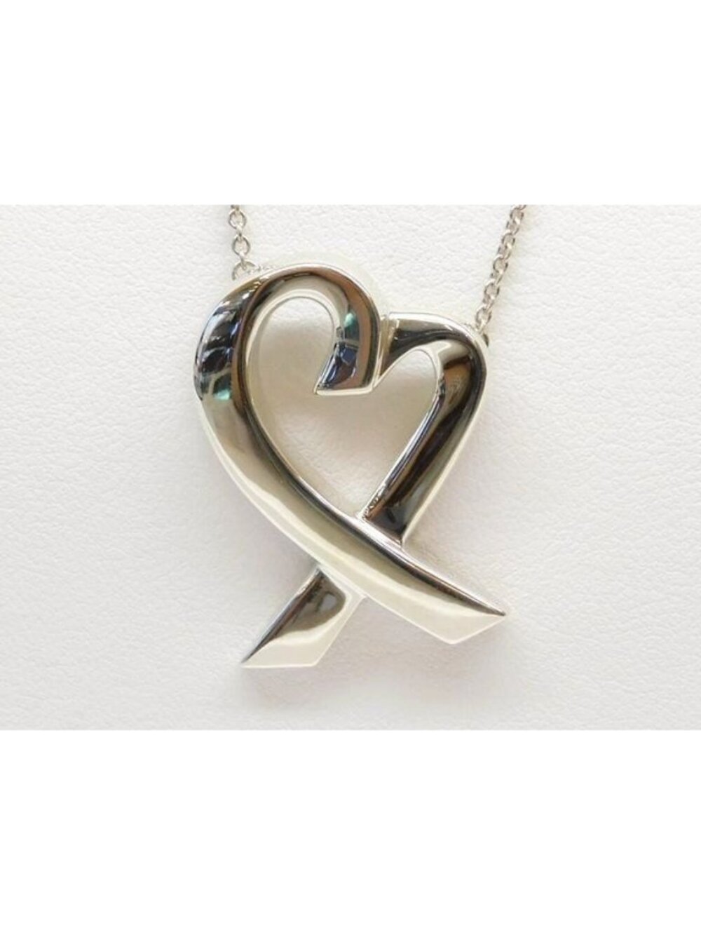 Tiffany & Co Pretty Loving Heart Large Necklace Silver